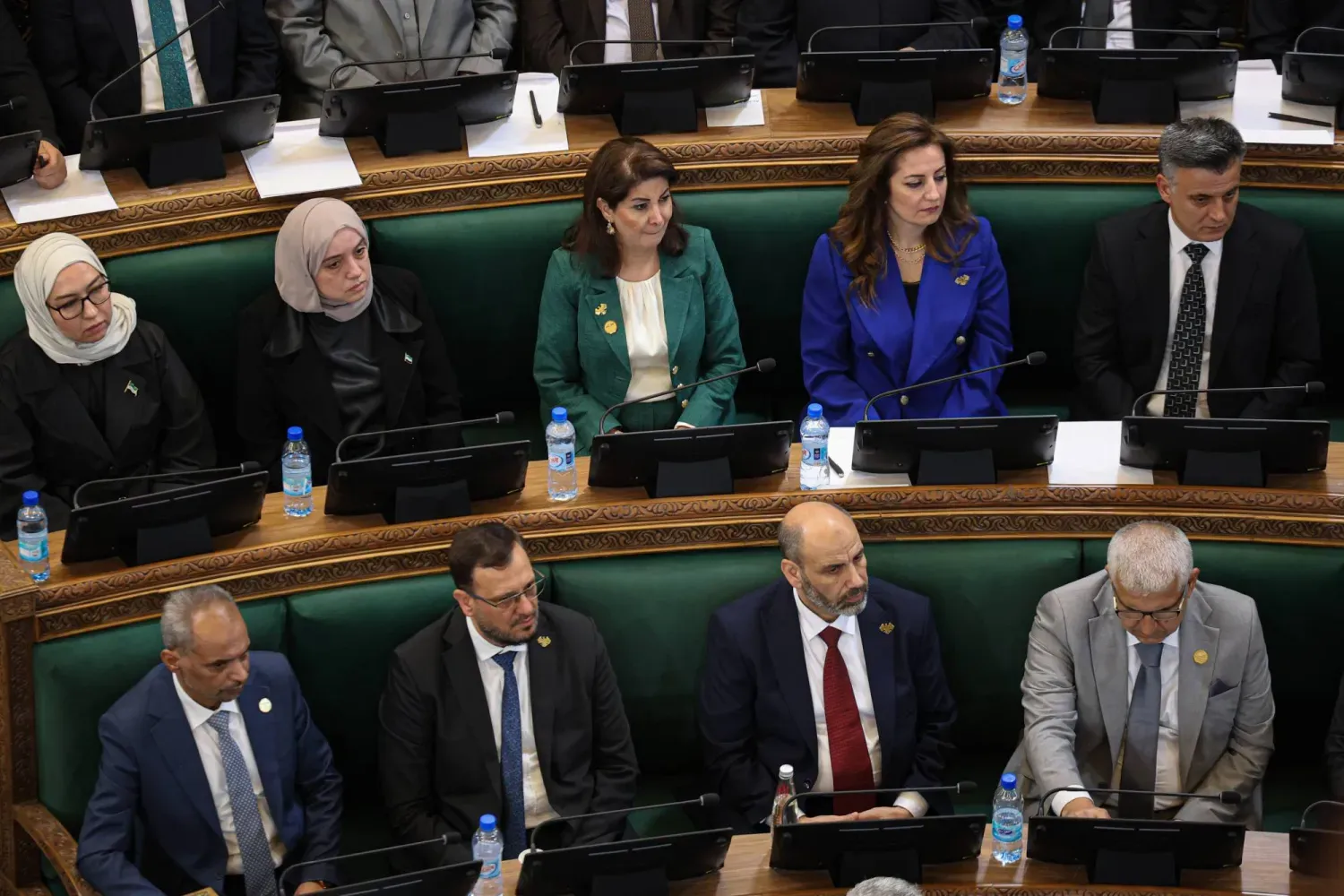 Suriyeli milletvekilleri, 12 Temmuz 2026’da Şam’da Halk Meclisi’nin ilk oturumuna katıldı. (EPA)