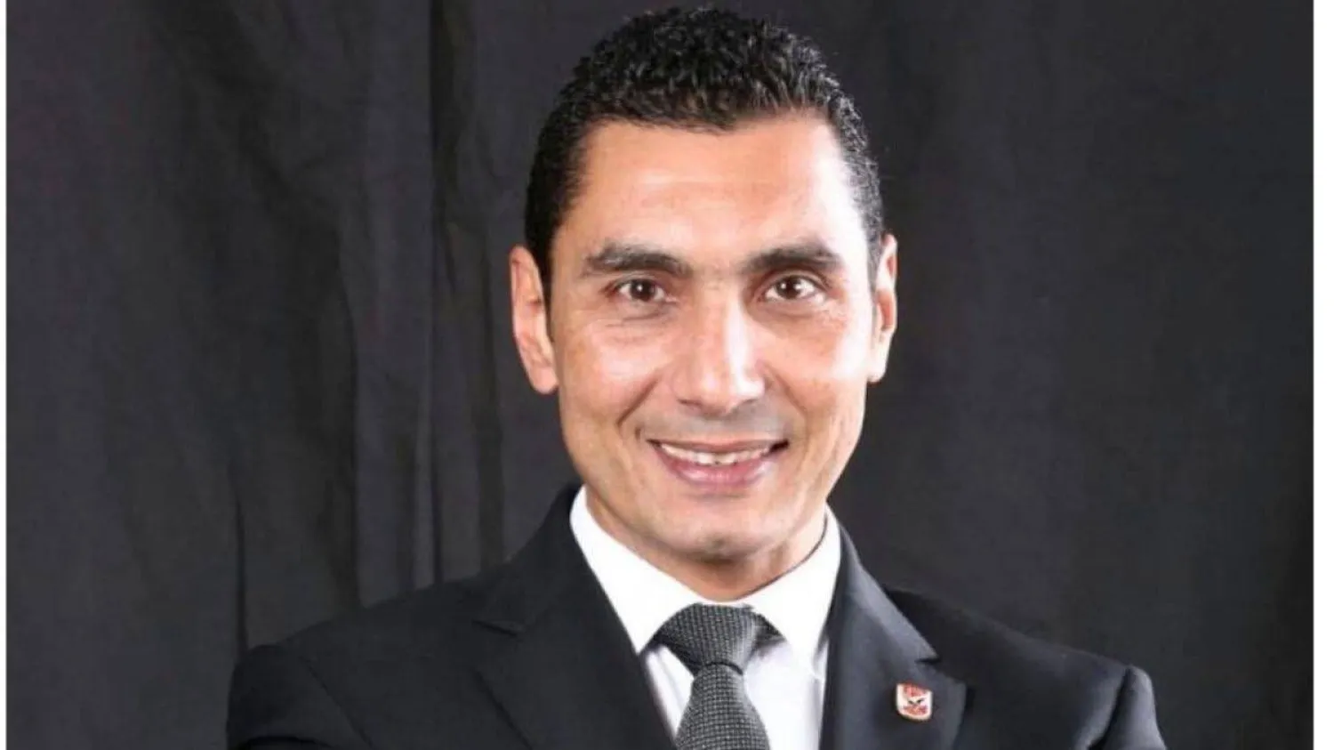 جوهر نبيل وزير الشباب والرياضة المصري (الاتحاد المصري لكرة القدم)