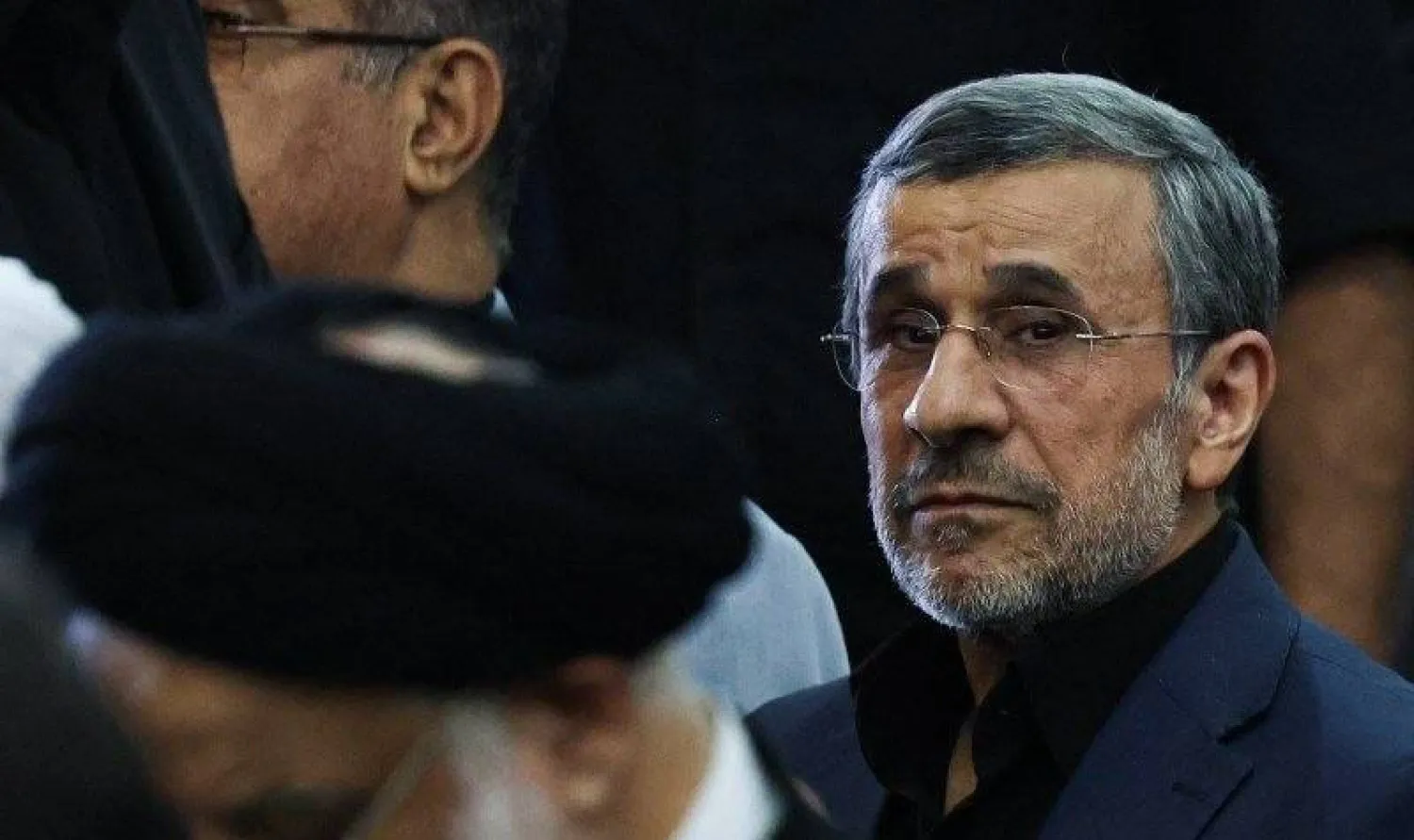 أحمدي نجاد يشارك في مراسم تأبين خامنئي بطهران الثلاثاء (تسنيم)