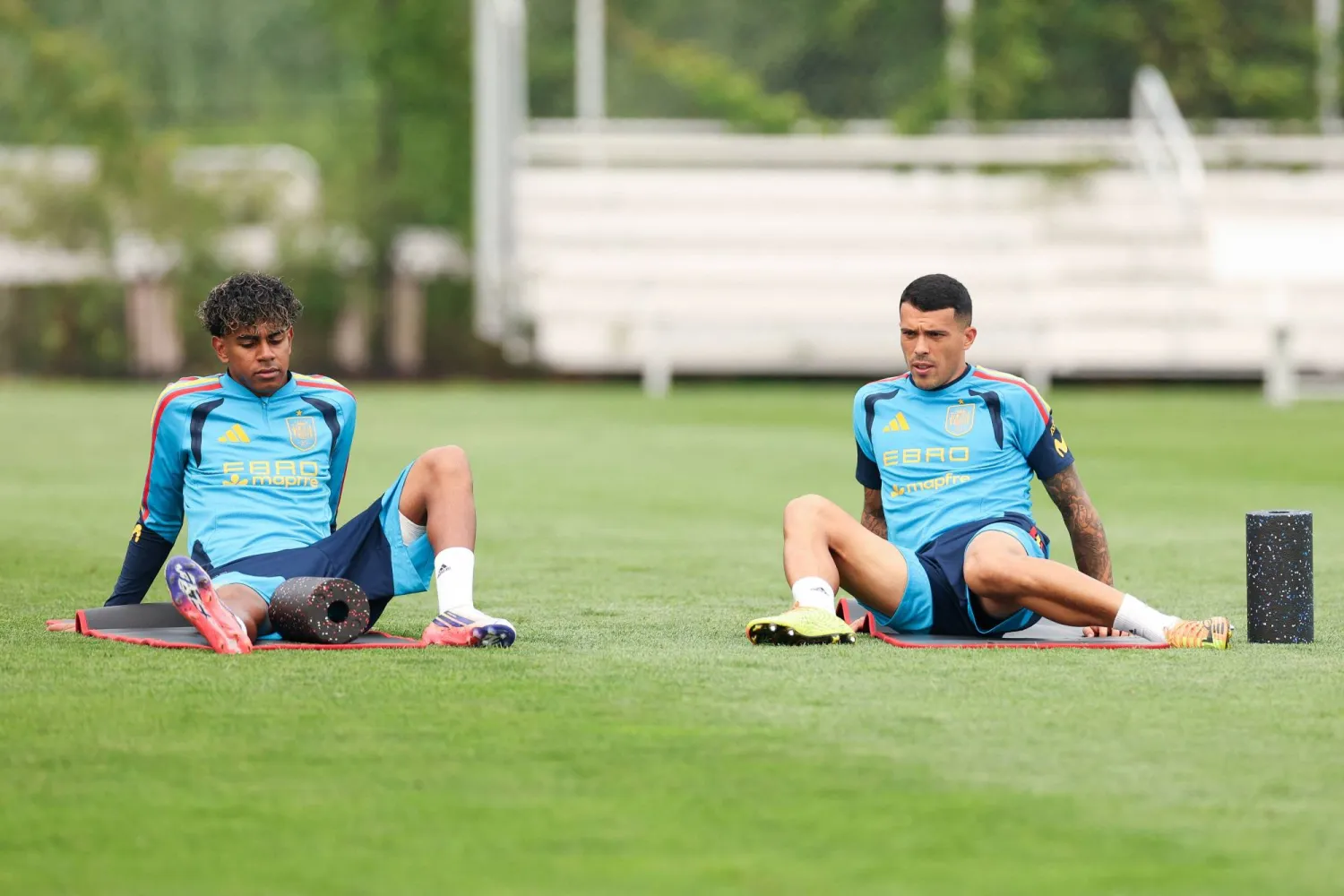 EAST HANOVER, NEW JERSEY - JULY 16: Lamine Yamal and Pedro Porro #12 of Spain train separately from the team during the training session at Melanie Lane Training Grounds on July 16, 2026 in East Hanover, New Jersey. Florencia Tan Jun/Getty Images/AFP