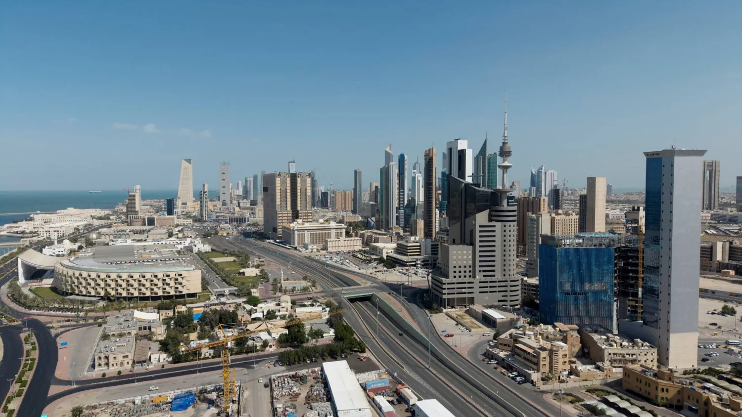 FILE PHOTO: A drone view shows Kuwait City, in the aftermath of strikes by Israel and the US on Iran, in Kuwait, February 28, 2026. REUTERS/Stephanie McGehee/File Photo