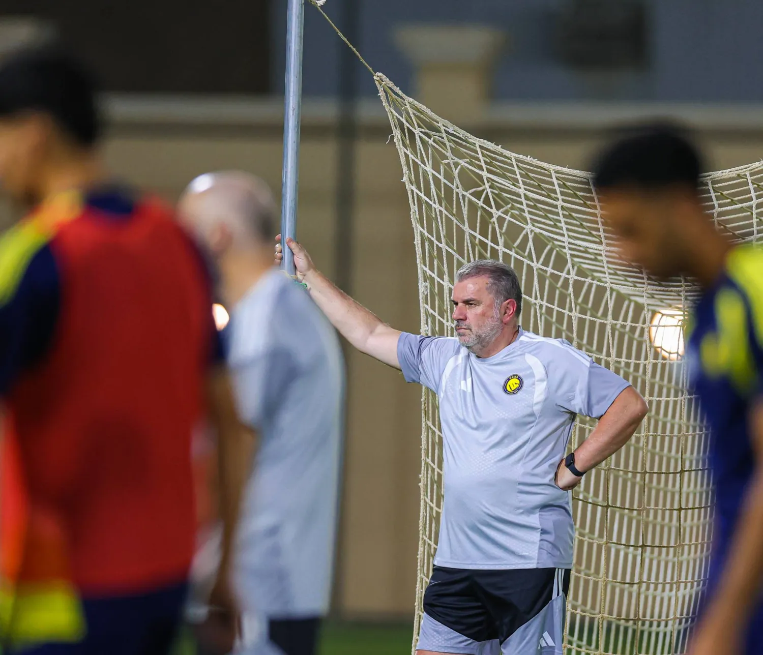 اللاعب سيرتدي شعار النصر بطلب من المدرب بوستيكوغلو (موقع النادي)