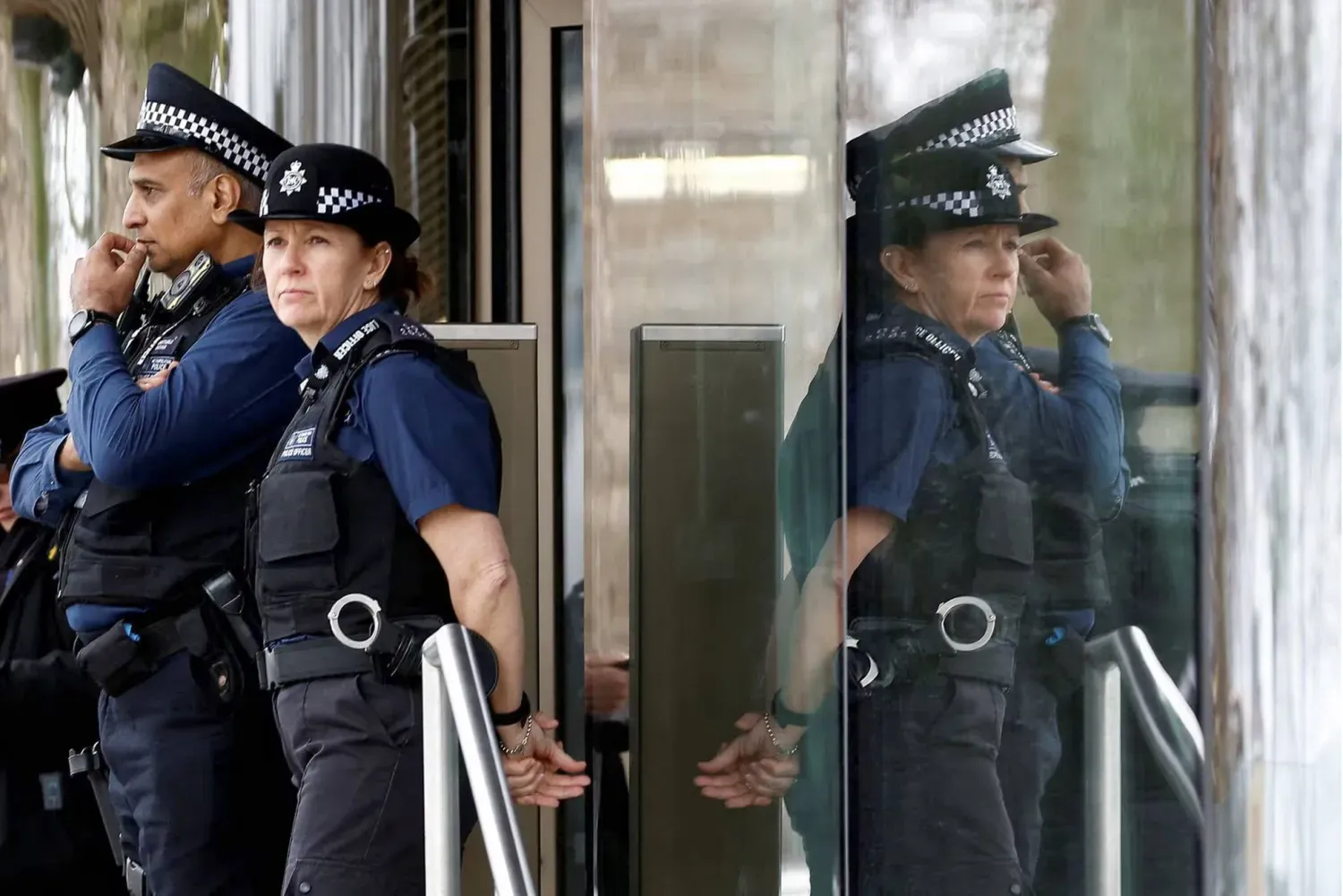 İngiliz polisi (Reuters)