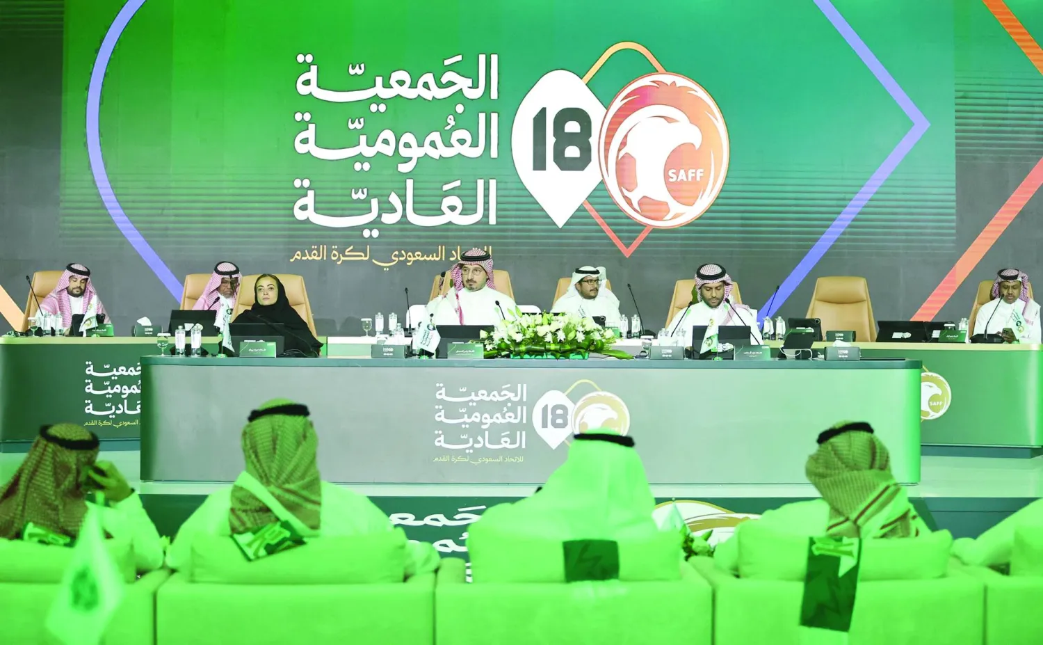 الجمعية العمومية ستحدد الرئيس الجديد لاتحاد كرة القدم بعد التصويت له (تصوير: سعد العنزي)