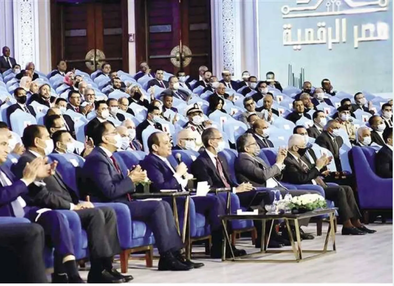 الرئيس المصري عبد الفتاح السيسي خلال افتتاح بعض مشروعات «منصة مصر الرقمية» في نوفمبر الماضي (الرئاسة)
