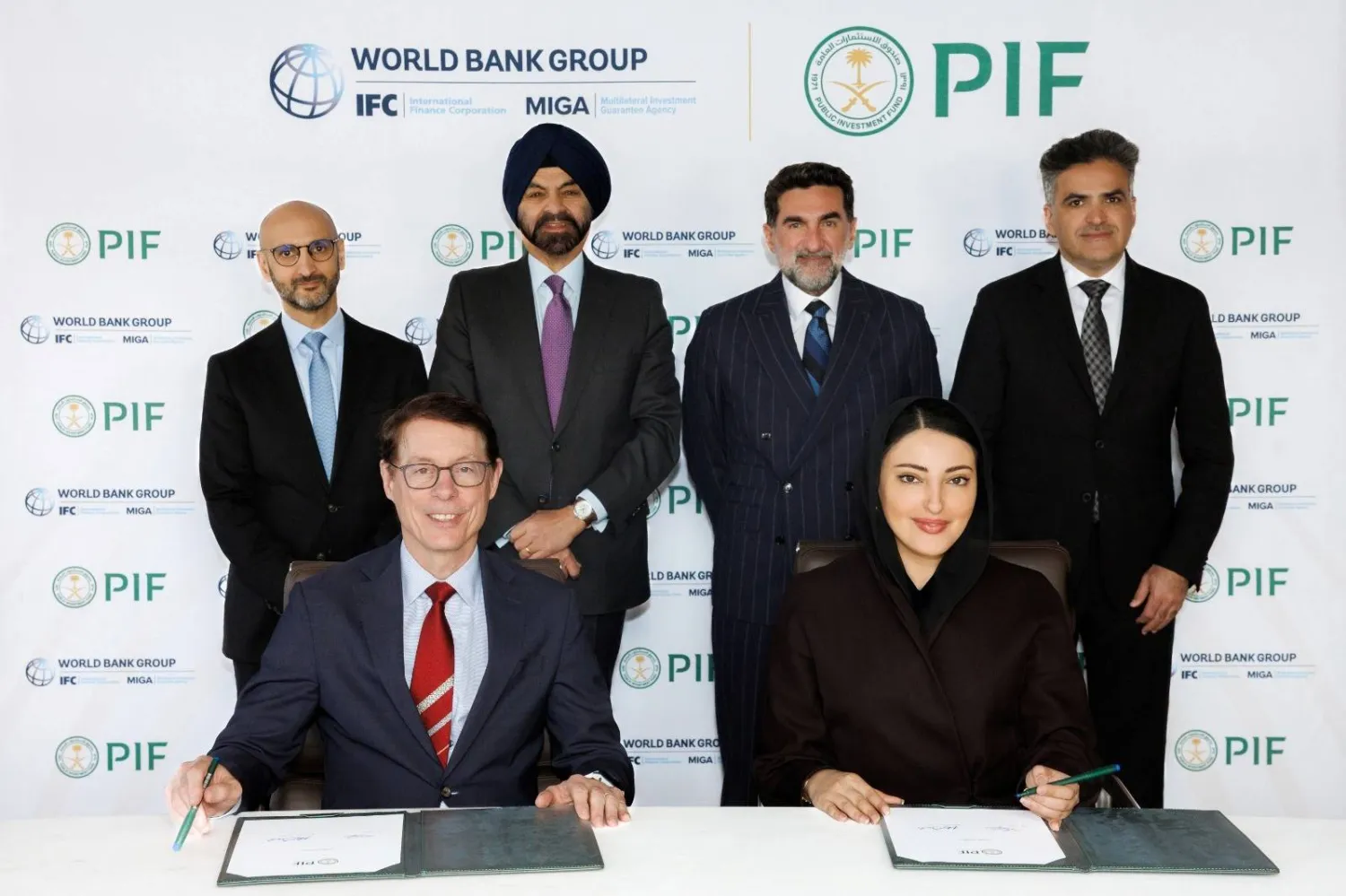 تدعم المذكرتان فرص الاستثمار مع شركات محفظة الصندوق في أسواق السعودية والمنطقة (PIF)