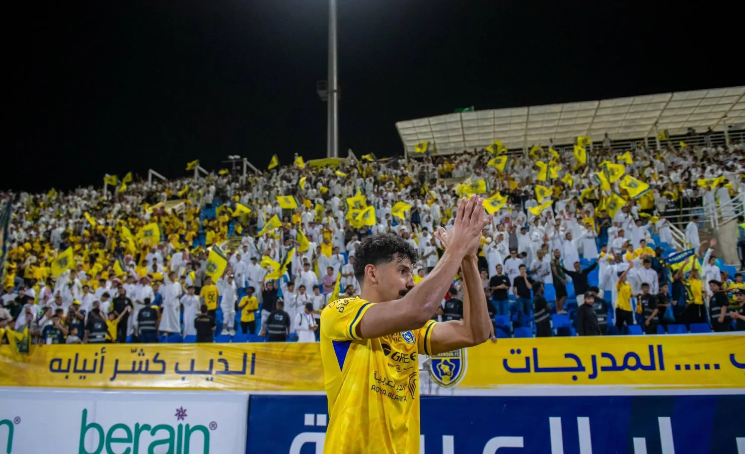 محزري من التعاون إلى الهلال (موقع نادي التعاون)