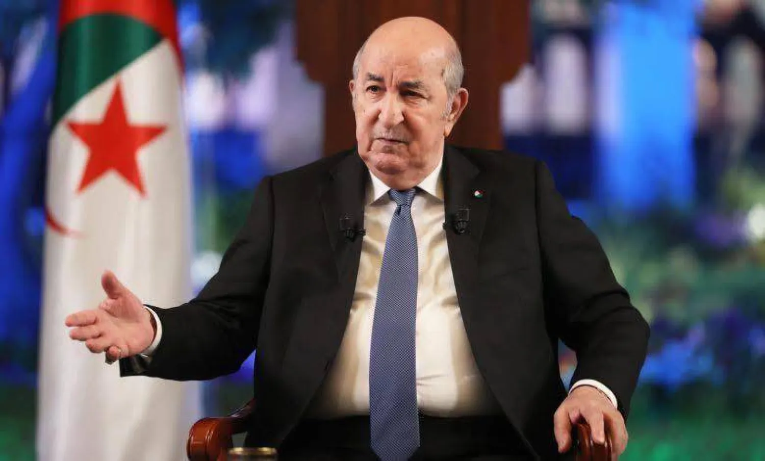 الرئيس الجزائري عبد المجيد تبون خلال لقاء إعلامي (التلفزيون الجزائري)