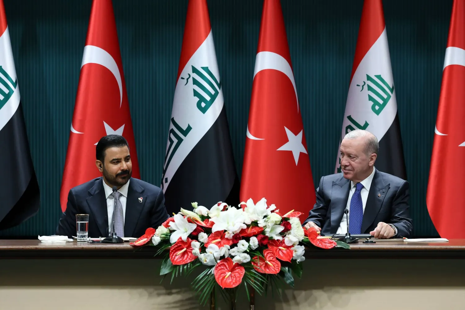 إردوغان والزيدي خلال المؤتمر الصحافي في أنقرة (الرئاسة التركية)