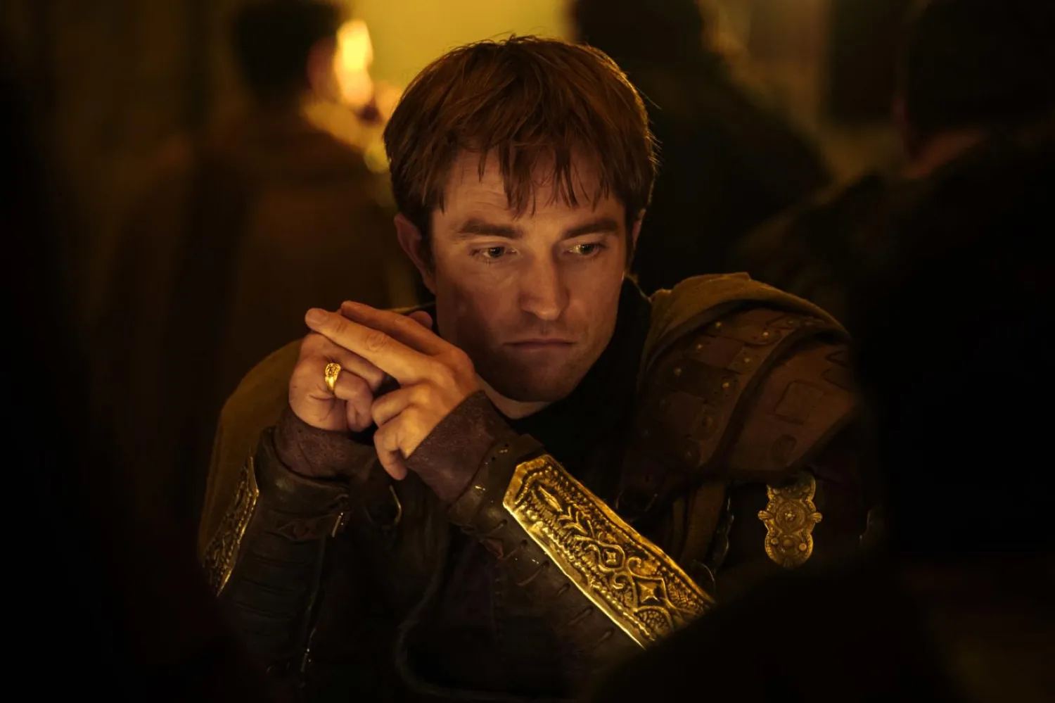 40 yaşındaki Robert Pattinson, Odyssey'de Penelope'ye talip olan Antinous karakterini canlandırıyor (Universal)