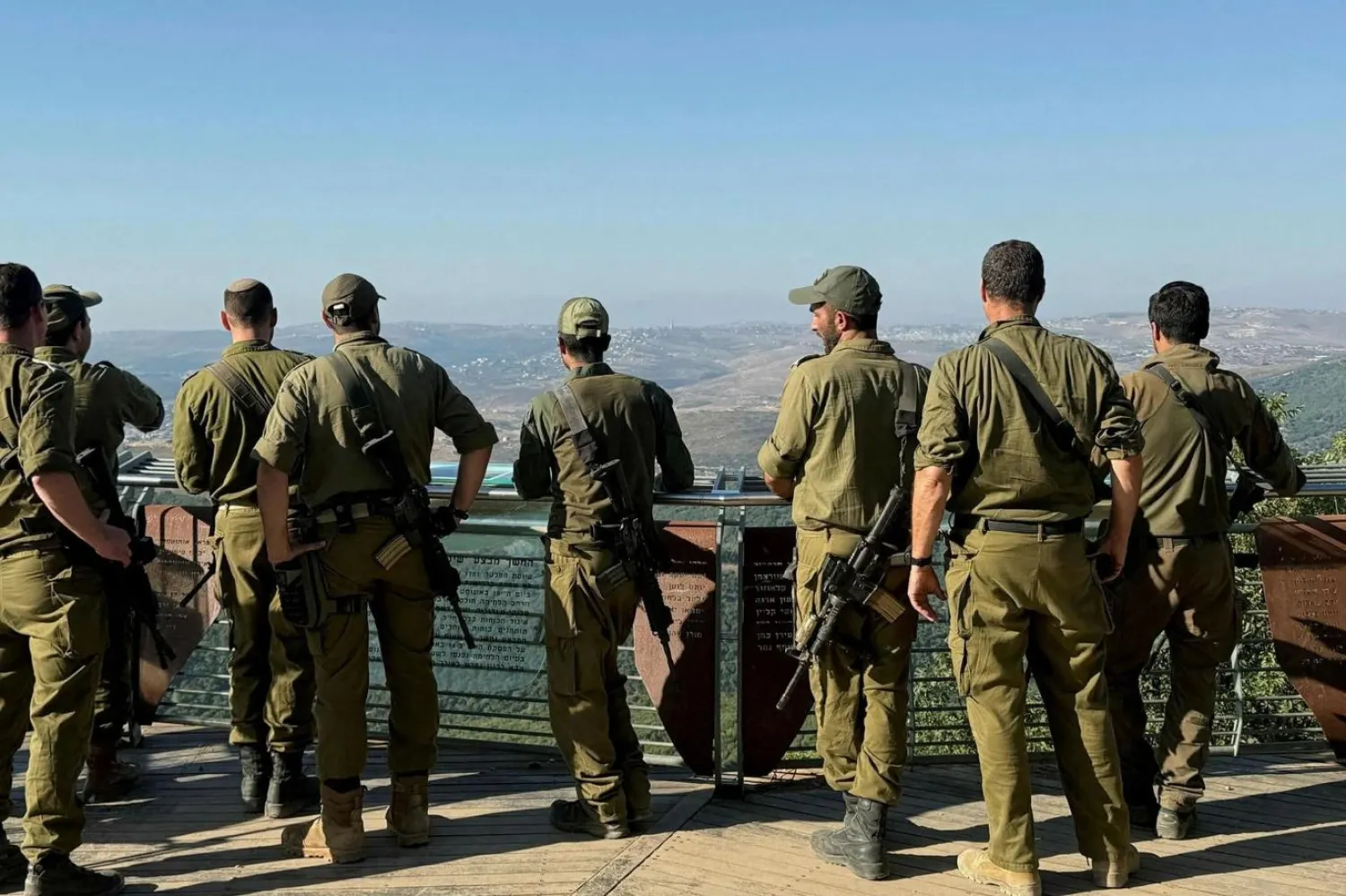 İsrail ordusu, Lübnan'ın güneyi ve Suriye'nin Golan Tepeleri'ndeki işgalini sürdürüyor (Reuters)