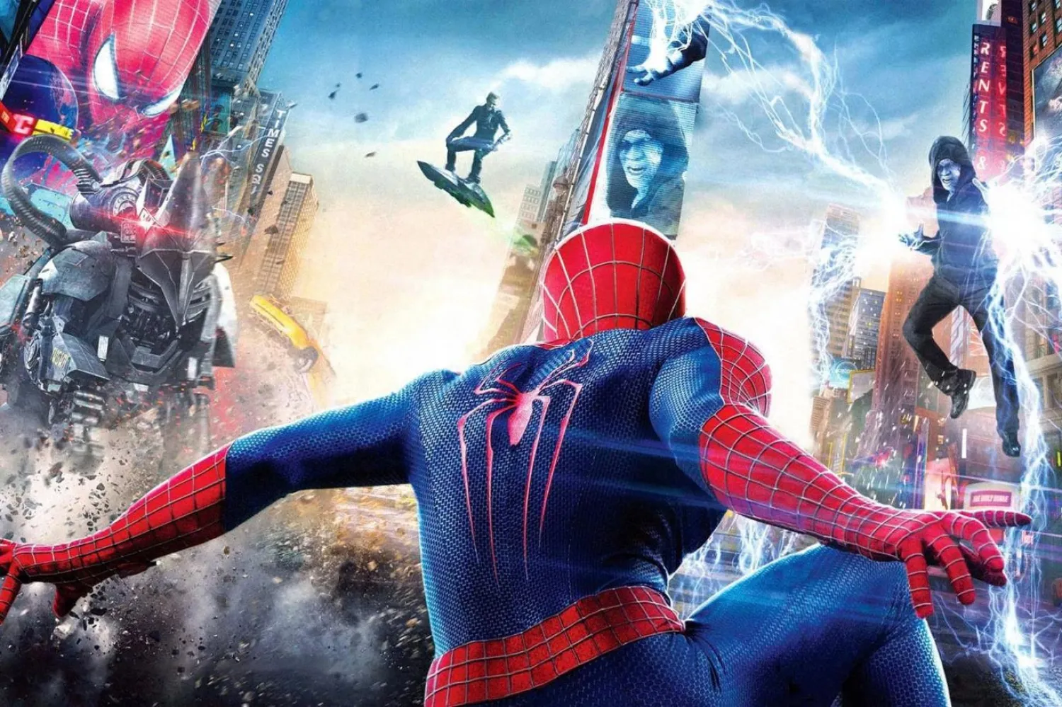 İnanılmaz Örümcek Adam 2, Peter Parker'ın bir yandan Örümcek Adam olarak New York'u koruma sorumluluğunu taşırken, diğer yandan kız arkadaşı Gwen Stacy'ye duyduğu aşk ve geçmişinin sırlarıyla yüzleşmesini anlatıyor (Sony Pictures)