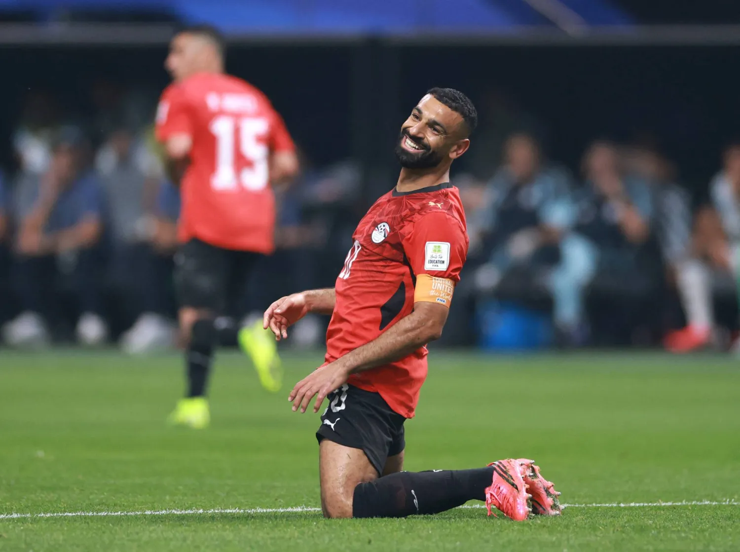 النجم المصري محمد صلاح هل ينتقل لطرابزون التركي؟ (أ.ف.ب)