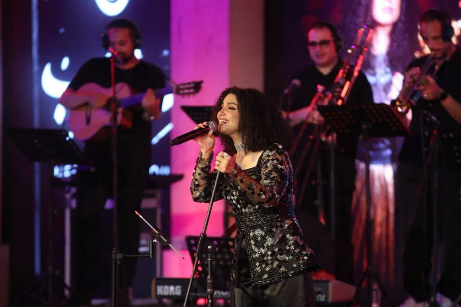 قدمت المطربة المصرية مجموعة متنوعة من الأغنيات (حسابها على «فيسبوك»)