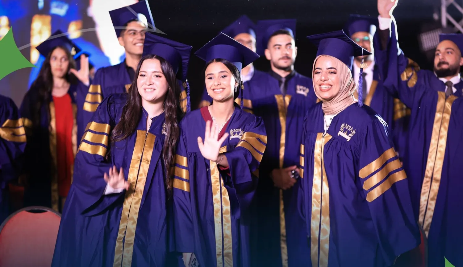 حفل تخرج لطلاب في جامعة «أكتوبر للعلوم الحديثة والآداب» (صفحة الجامعة على «فيسبوك»)