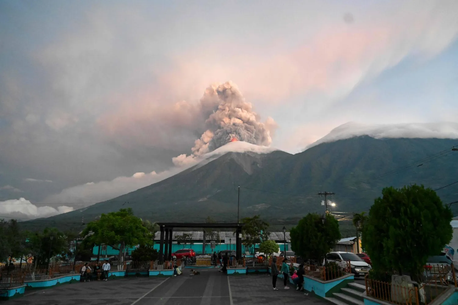 The Fuego volcano erupts in Alotenango, some 65 kilometers southwest of Guatemala City, on August 4, 2026. (AFP) 