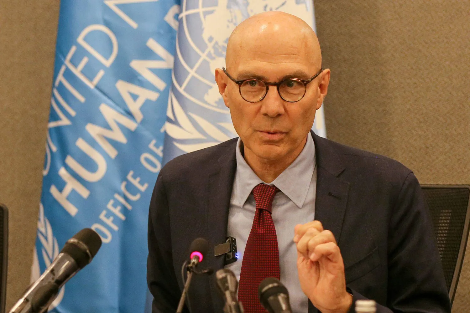 مفوض الأمم المتحدة السامي لحقوق الإنسان فولكر تورك خلال مؤتمر صحافي في بيروت 27 يوليو الماضي  (د.ب.أ)