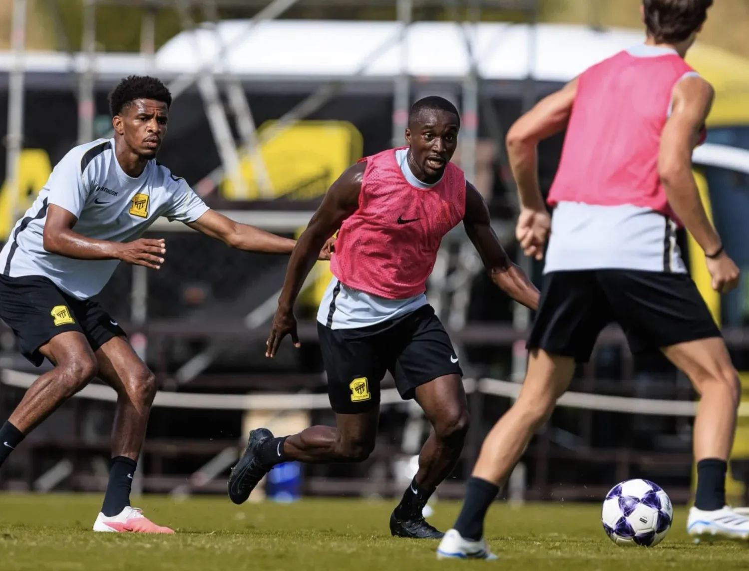 المفاوضات بين «ليفركوزن» و«الاتحاد» وصلت إلى مراحلها النهائية (نادي الاتحاد)