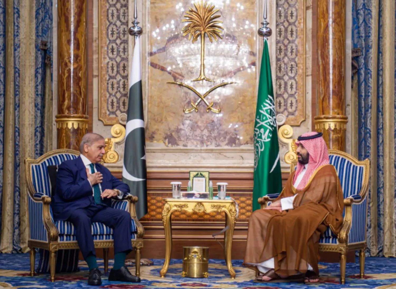 Saudi Crown Prince Mohammed bin Salman meets with Pakistani Prime Minister Shehbaz Sharif during a previous visit. (SPA)
