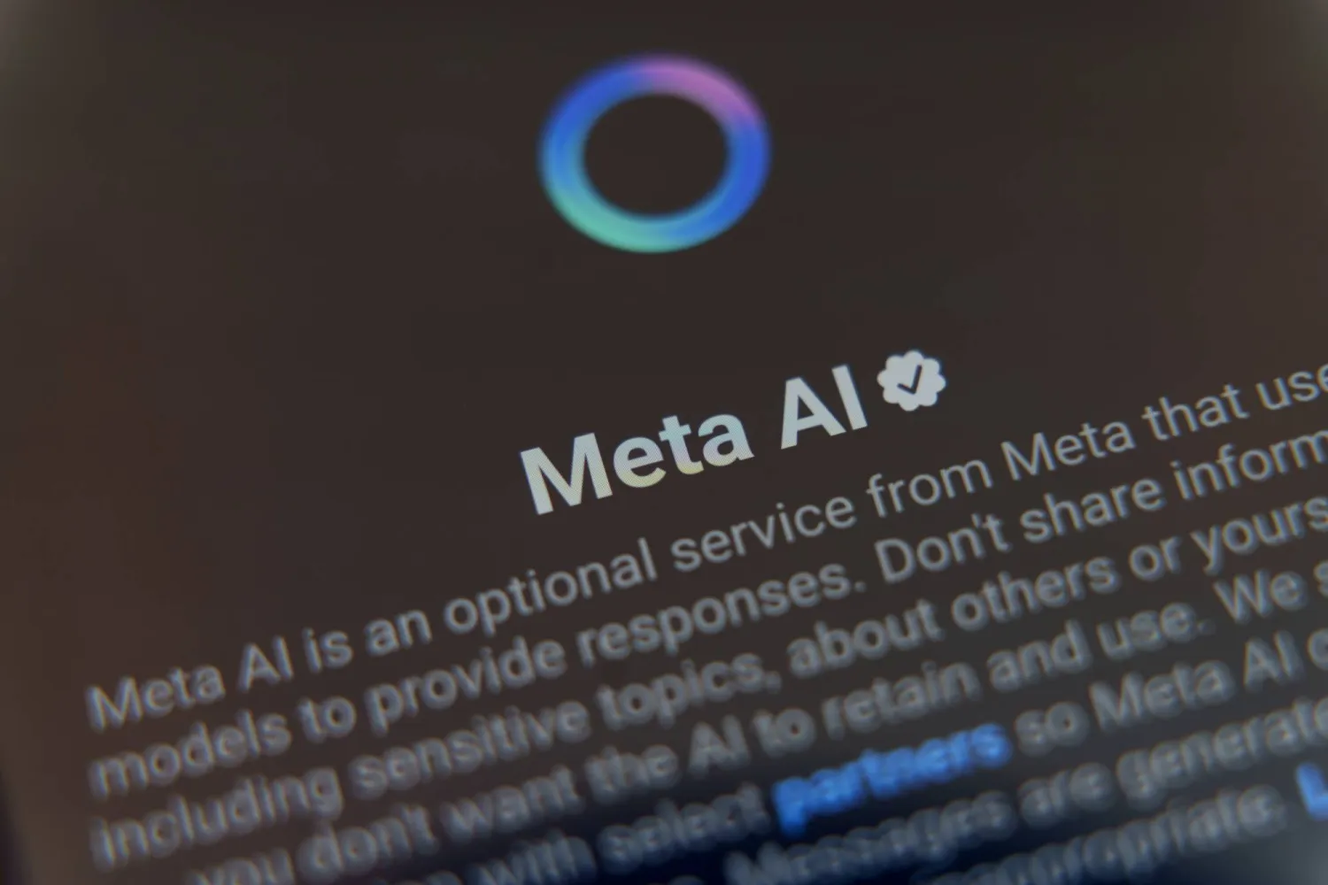تعتمد الأداة على نموذج «Muse Spark 1.2» الذي طوّرته «Meta Superintelligence Labs» (أدوبي)