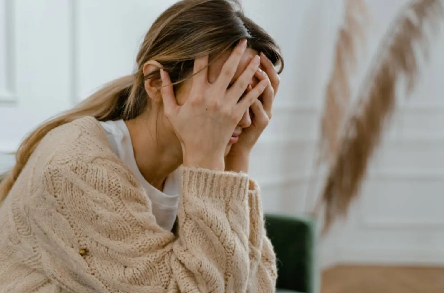 توجد مجموعة من الأعراض الجسدية التي قد ترتبط بالقلق (بيكسلز)