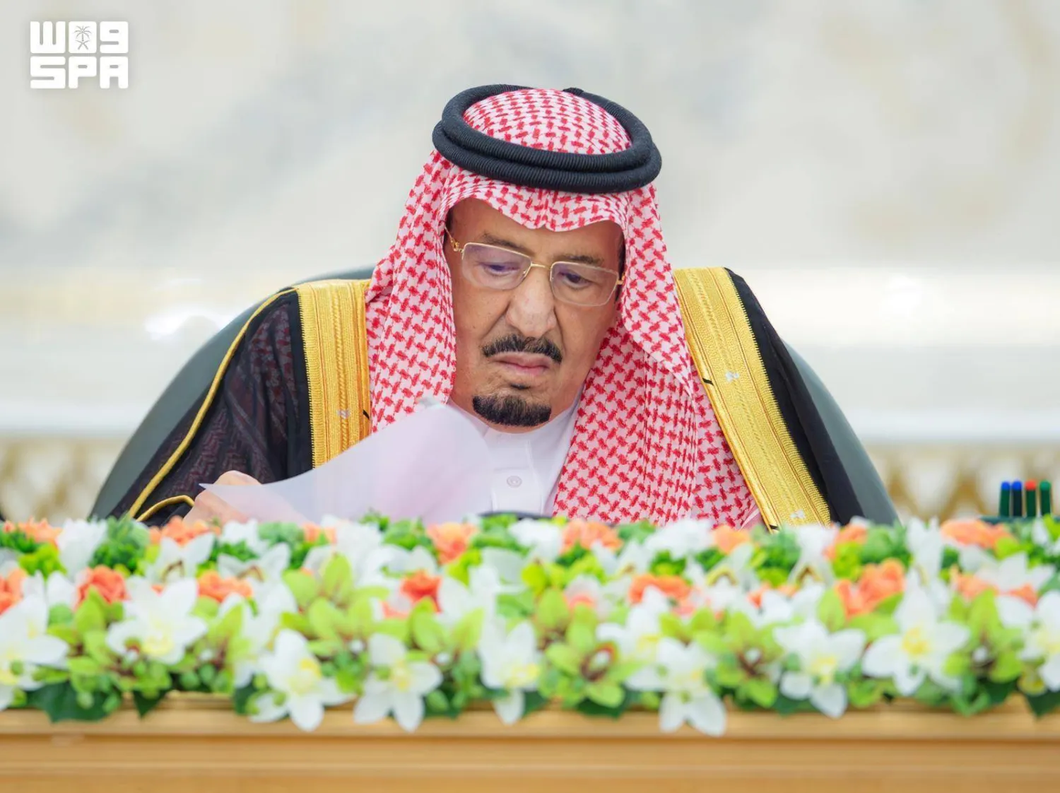 Custodian of the Two Holy Mosques King Salman bin Abdulaziz Al Saud chairs the Cabinet meeting in Jeddah on Tuesday. (SPA)