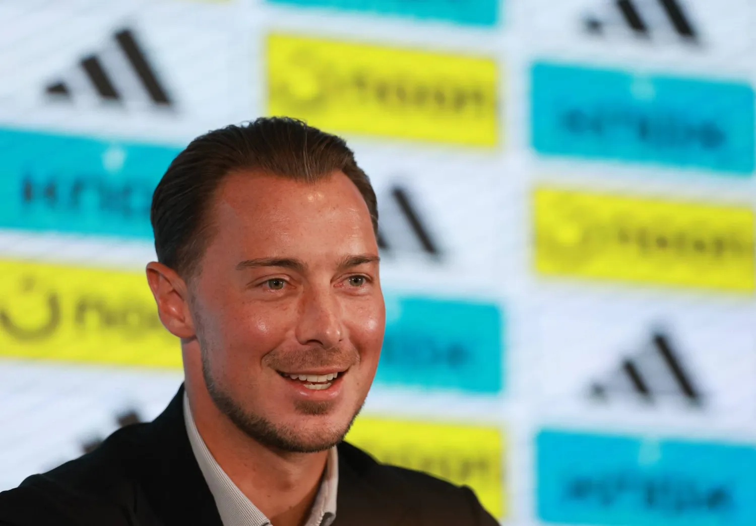 St James' Park, Newcastle, Britain - August 11, 2026, Newcastle United manager Matthias Jaissle during the press conference. (dpa) 