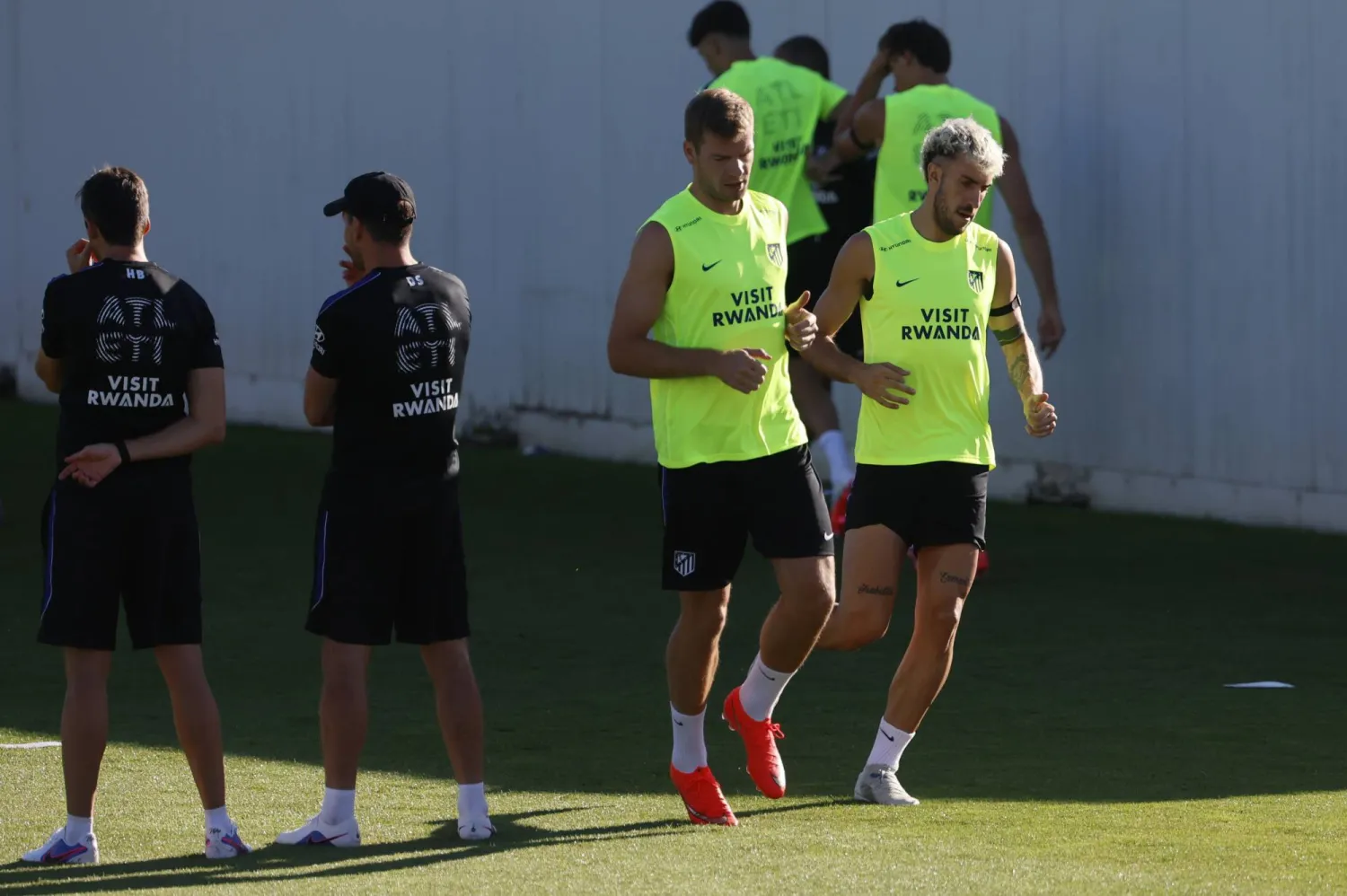 «أستون فيلا» يقترب من ضم ماتيو روغيري من «أتلتيكو مدريد» (إ.ب.أ)