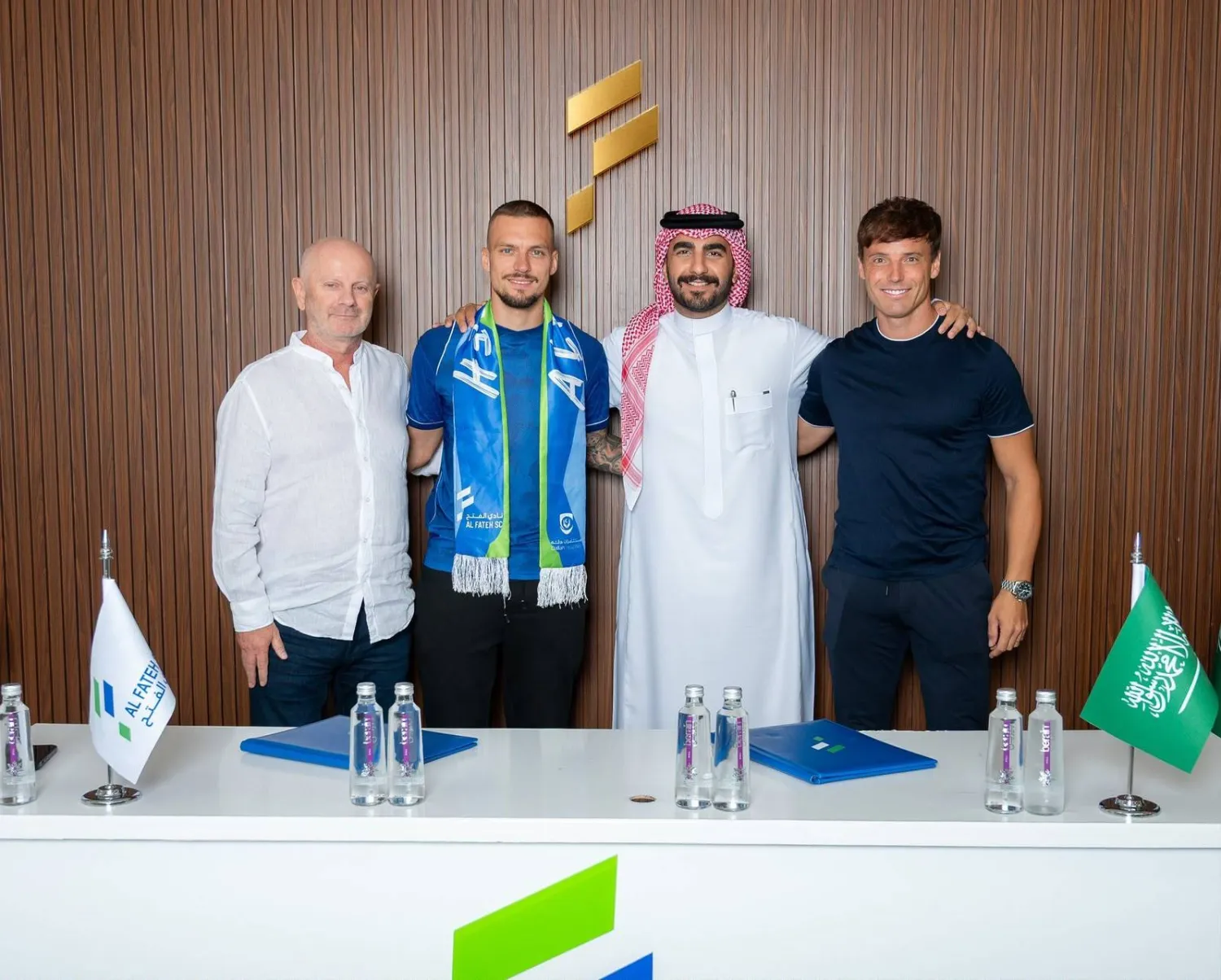 الفتح يتعاقد مع اللاعب السلوفاكي الدولي لوكاس هاراسلين (نادي الفتح)