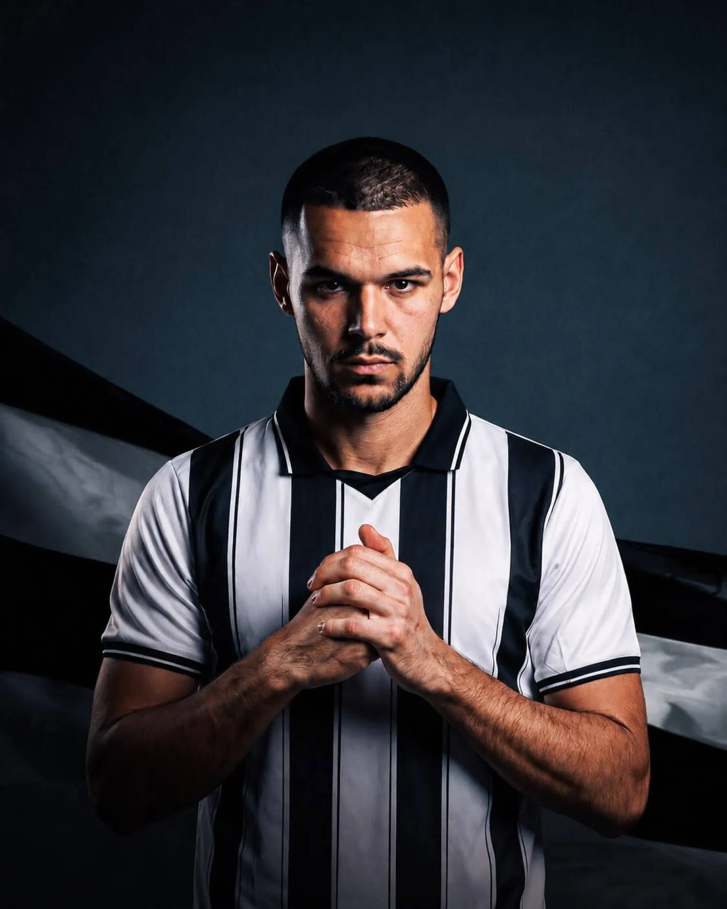 اللاعب الصربي لازار ستويانوفيتش (نادي الشباب)