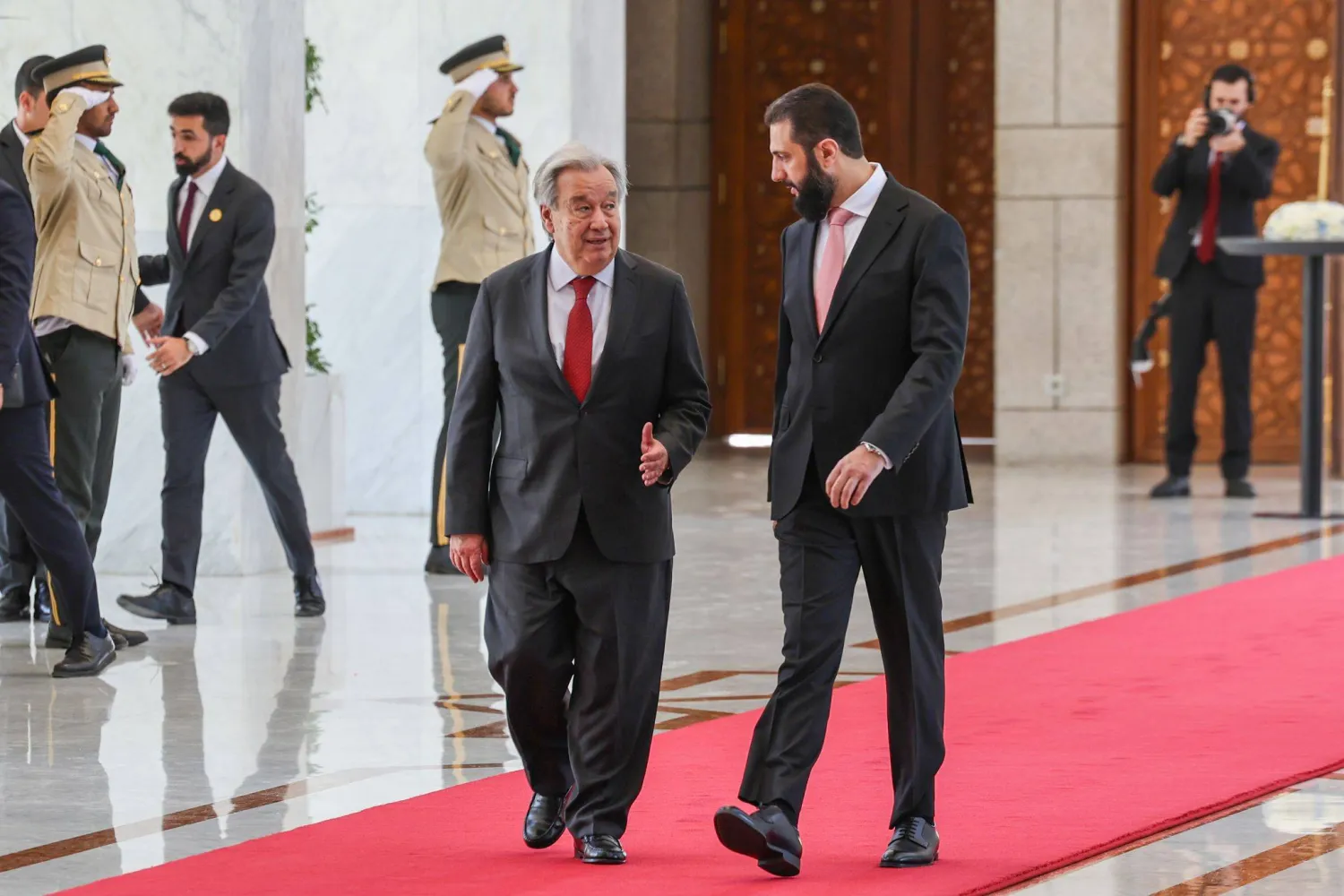 استقبال الشرع لغوتيريش في دمشق يوليو الماضي (د.ب.أ)