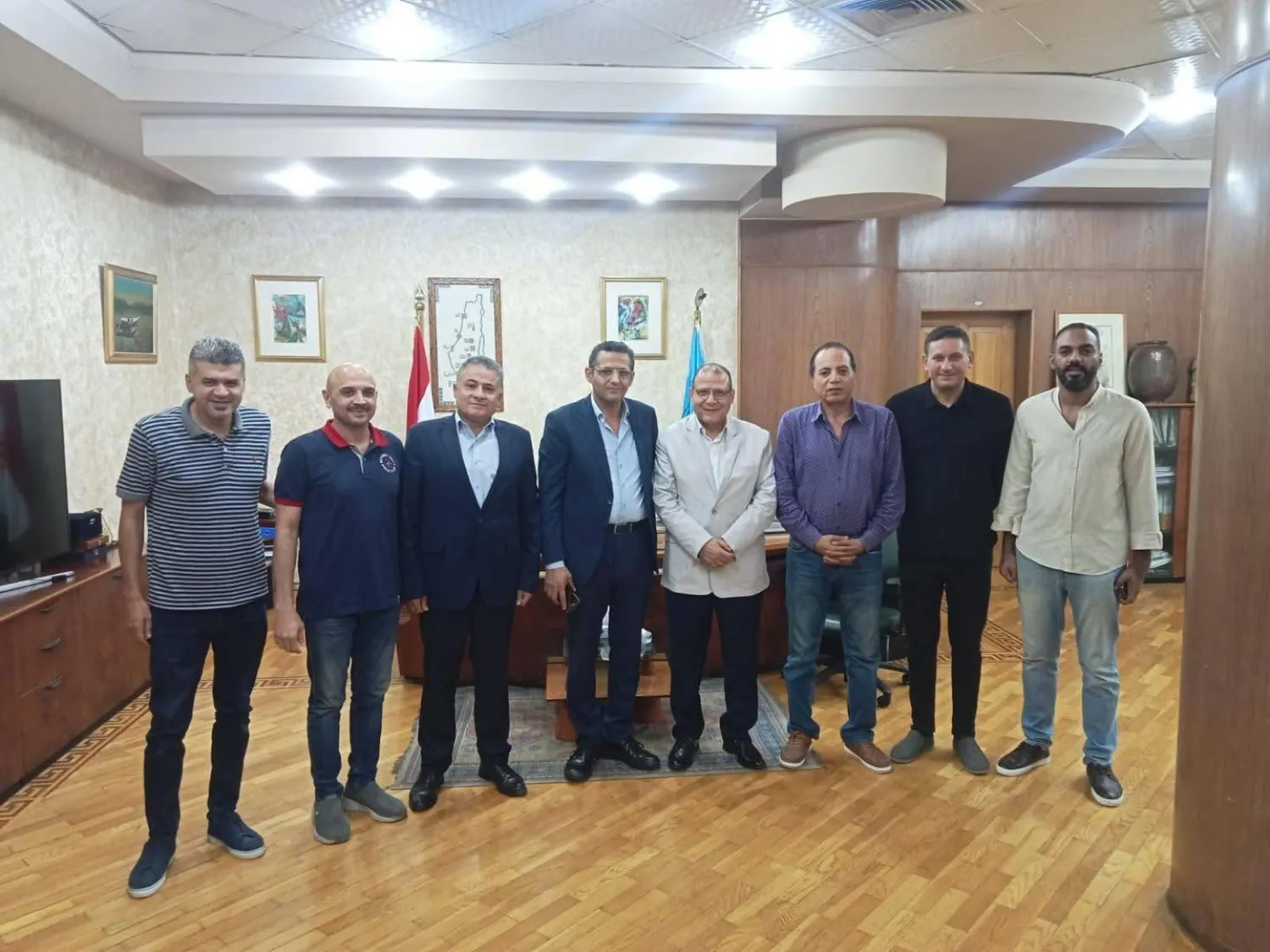 صورة لاجتماع ممثلي نقابتَي العاملين والصحافيين (نقابة الصحافيين المصريِّين)