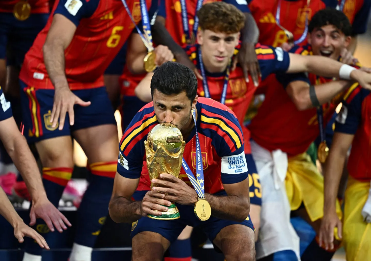 رودري قائد منتخب إسبانيا بطل كأس العالم 2026 (رويترز)
