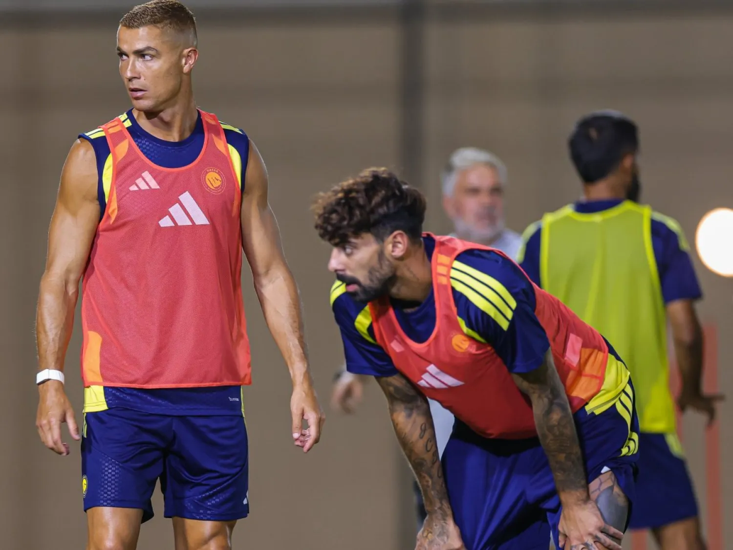 رونالدو خلال مشاركته في تدريبات النصر الأخيرة (موقع النادي)