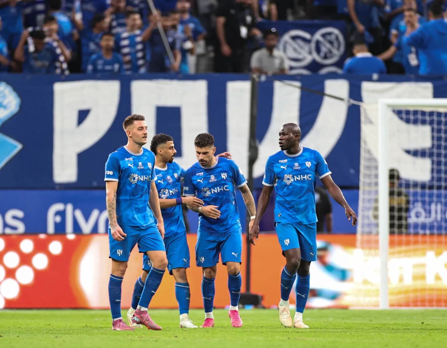 يتصدر الهلال ترتيب الأندية من حيث القيمة السوقية بفارق ضئيل للغاية عن الأهلي (سعد العنزي)