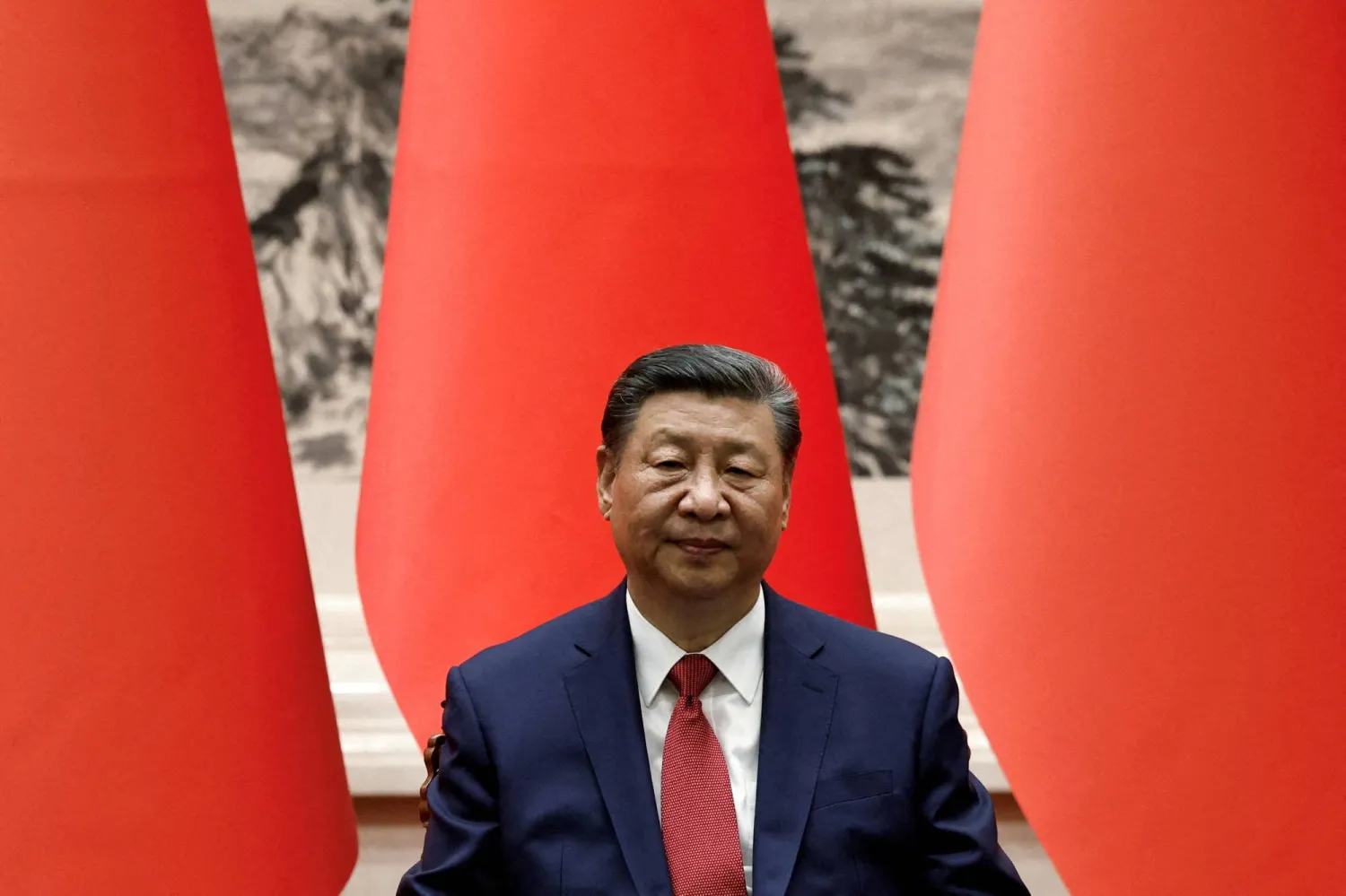 Chinese President Xi Jinping attends a signing ceremony with Bahrain's King Hamad bin Isa Al Khalifa (not pictured) at the Great Hall of the People in Beijing, China May 31, 2024. (Reuters)