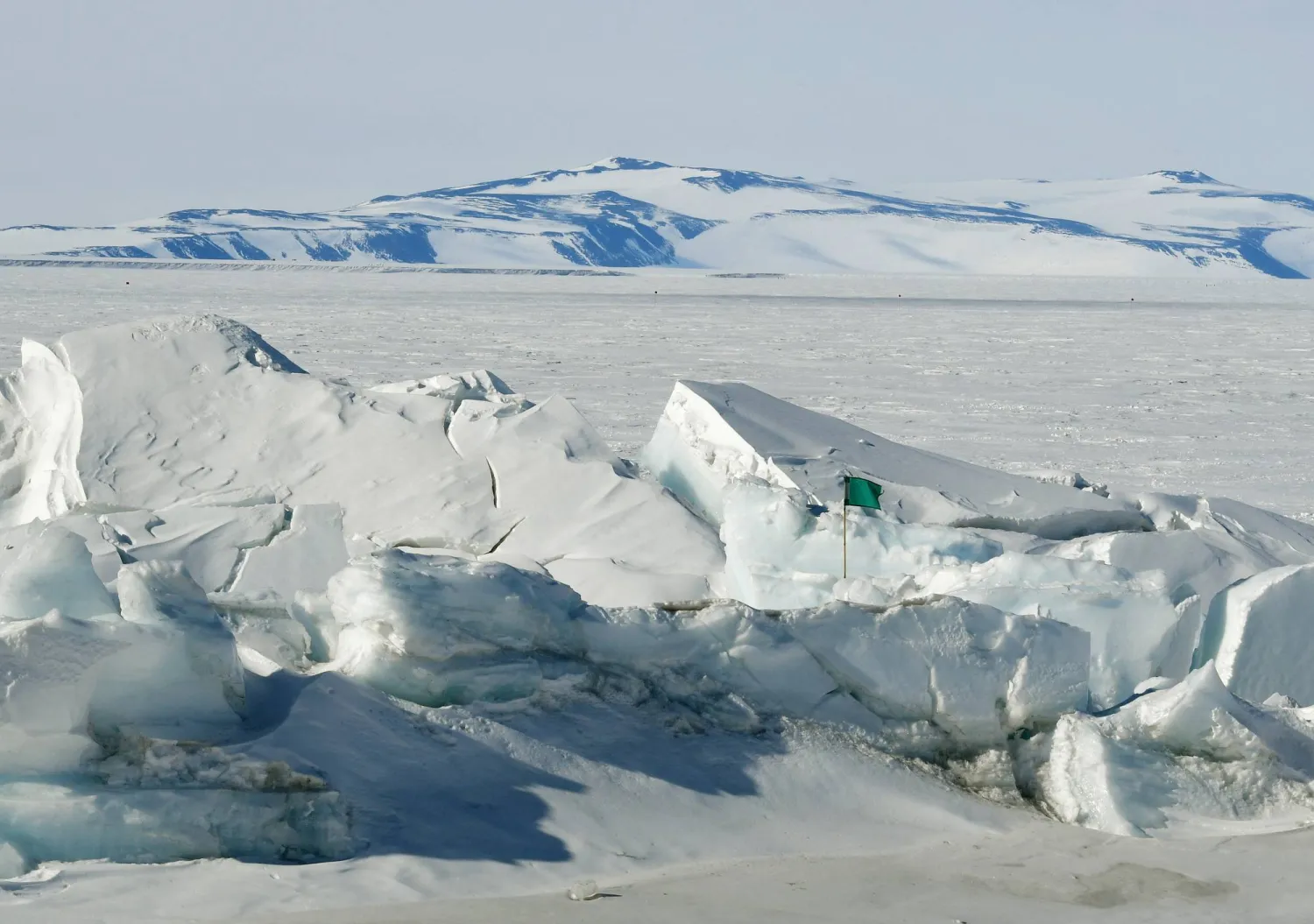 FILE PHOTO: A frozen section of the Ross Sea at the Scott Base in Antarctica on November 12, 2016. REUTERS/Mark Ralston/Pool/File Photo