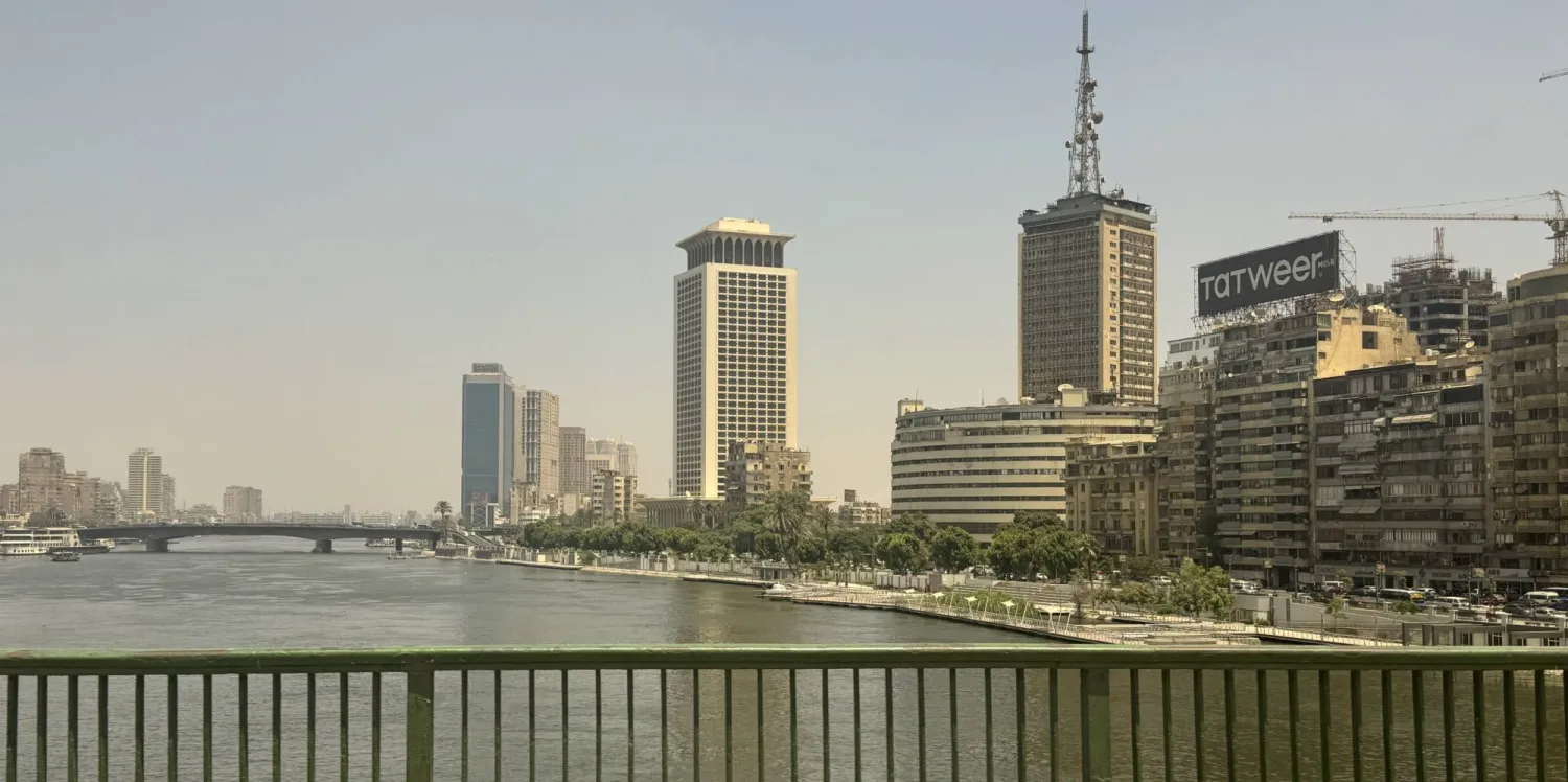 أبراج وفنادق ومقرات شركات على نيل القاهرة (تصوير: عبد الفتاح فرج)
