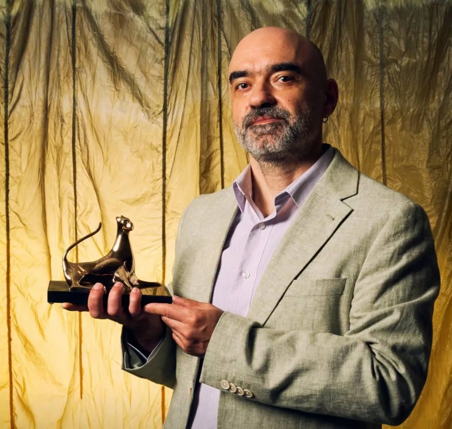 مخرج الفيلم حصد جائزة «الفهد الذهبي» في مهرجان لوكارنو السينمائي بسويسرا - (إدارة المهرجان)