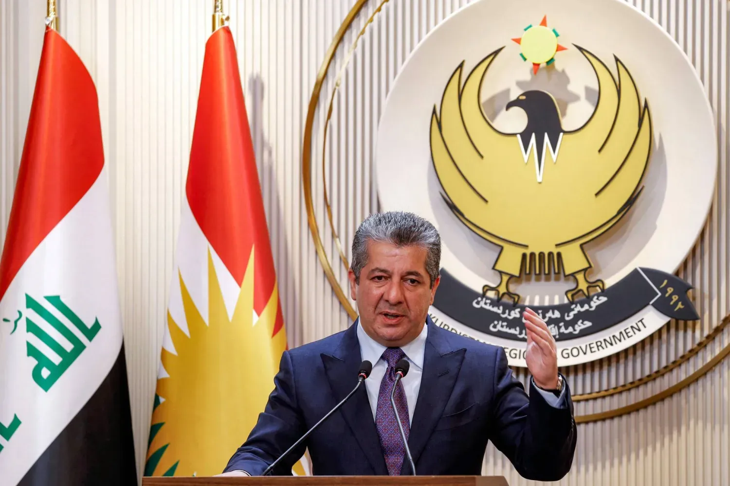 Irak Kürdistan Bölgesel Yönetimi Başbakanı Mesrur Barzani, 25 Haziran 2025'te bölgenin başkenti Erbil'de bir basın toplantısında, (AFP)