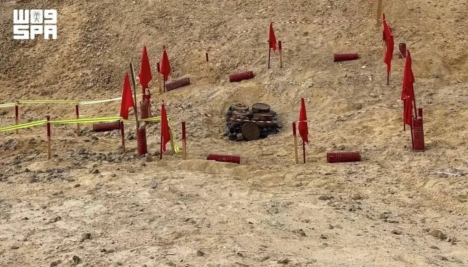 The Masam Project for clearing landmines in Yemen removed 2,157 mines from various areas of Yemen during the second week of August 2026. (SPA)