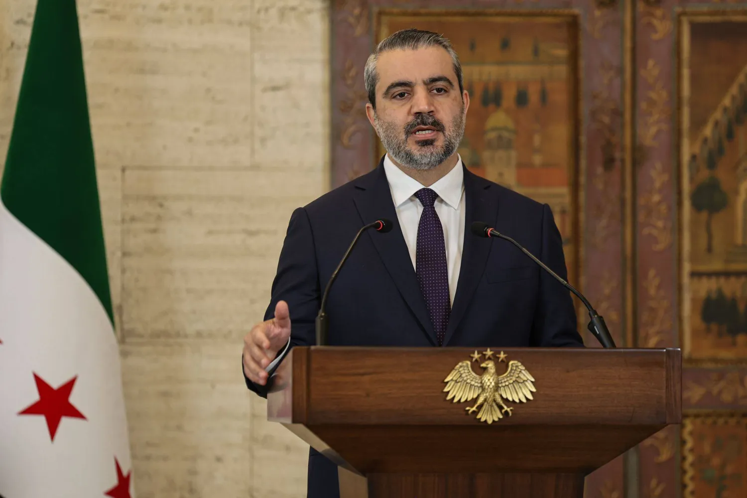 وزير الخارجية السوري أسعد الشيباني يتحدث خلال مؤتمر صحافي في دمشق 18 أغسطس 2026 (د.ب.أ)