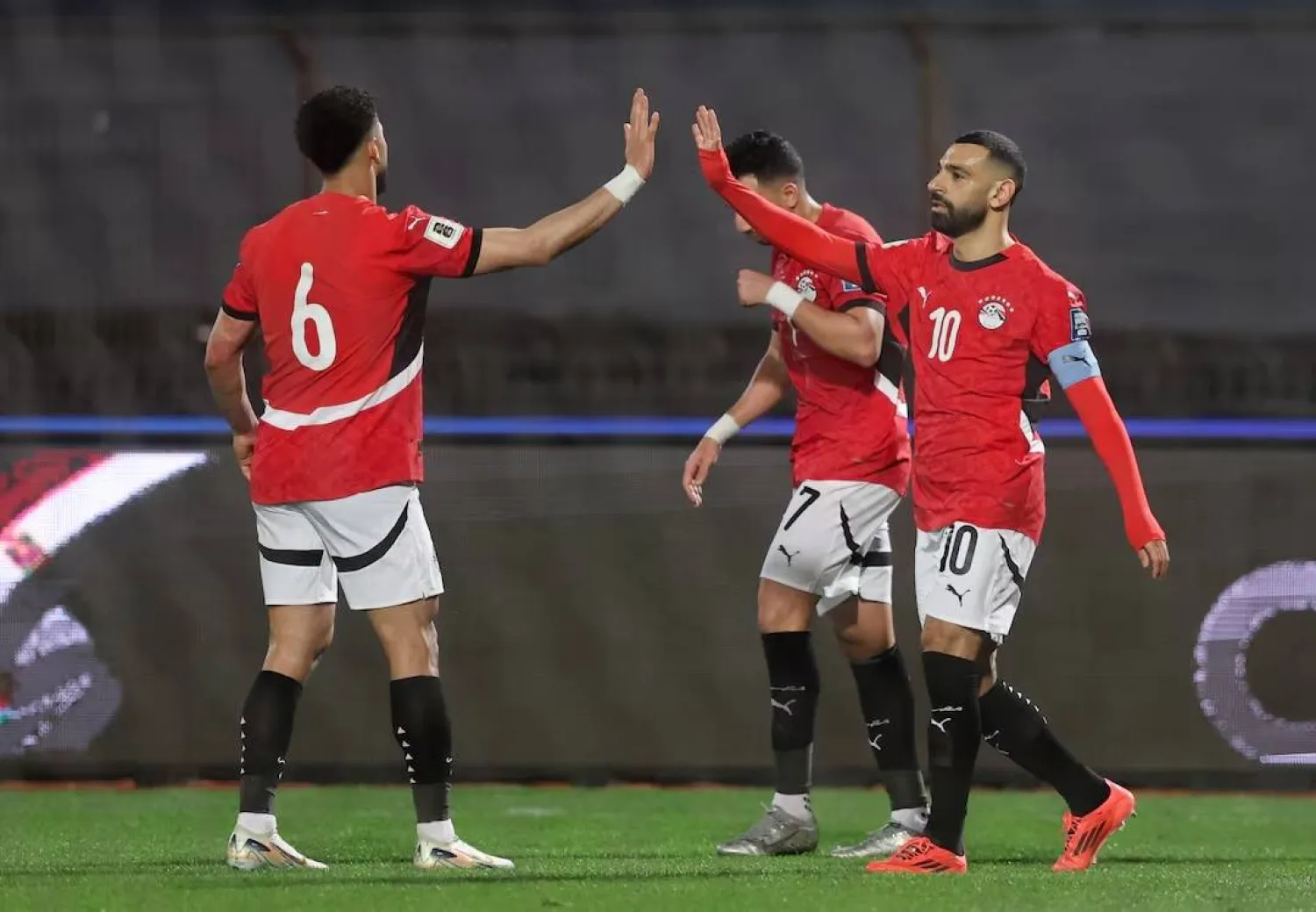 منتخب مصر يستهل مشواره في تصفيات أمم أفريقيا 2027 بمواجهة أنغولا في القاهرة (رويترز)