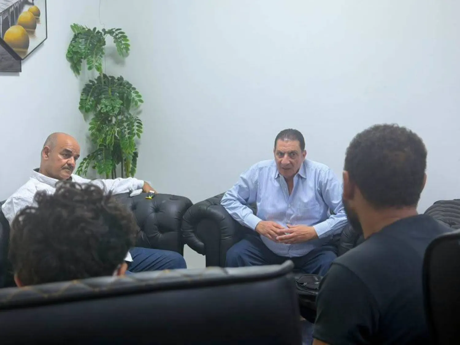 القسم القنصلي بالسفارة المصرية يعمل على ترحيل ناجين من عملية غرق في «المتوسط» (جهاز مكافحة الهجرة غير النظامية بشرق طرابلس)