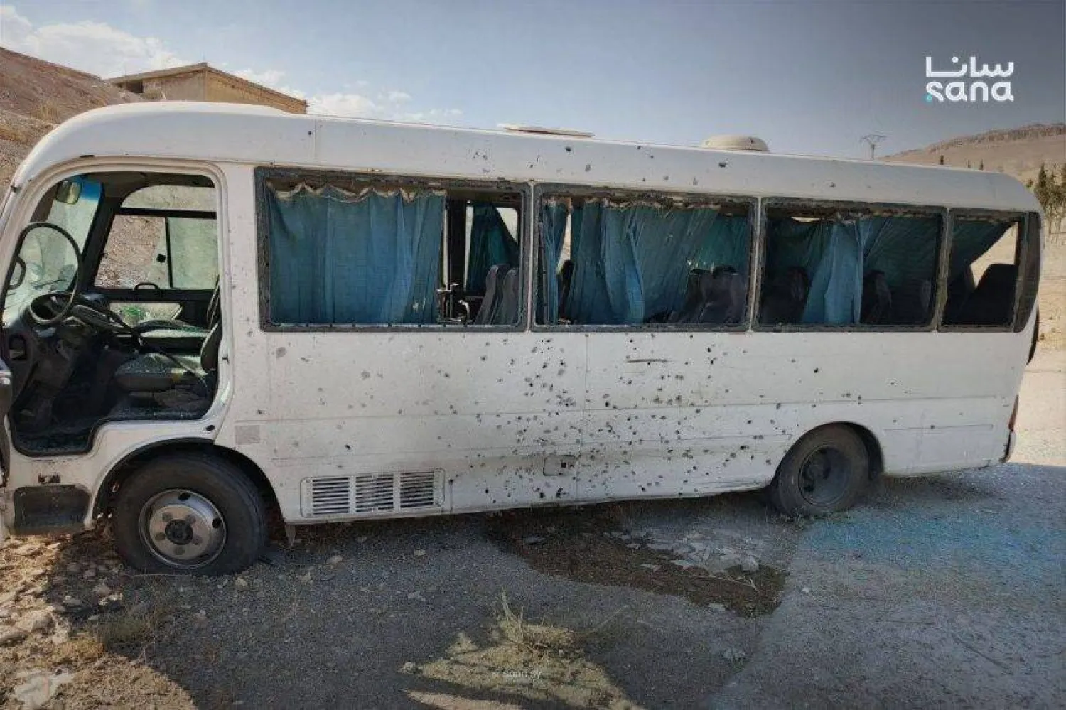 Injuries were reported among the passengers. (SANA)