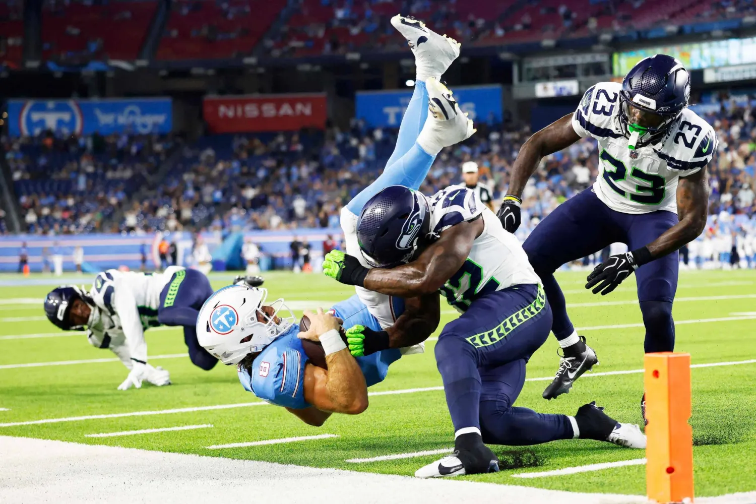 رُبع لاعبي «NFL» يعانون من اعتلال دماغي (أ.ف.ب)
