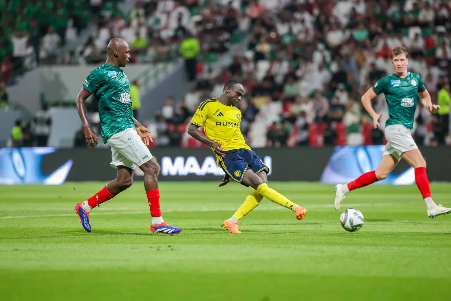 ماني لعب دور البطل في ليلة انتصار النصر على الاتفاق (تصوير: عبد العزيز النومان) 