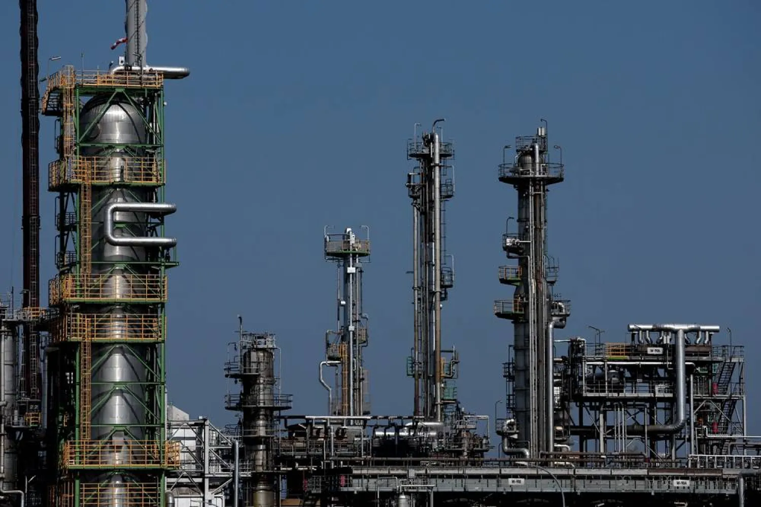 Crude oil processing facilities at the PCK refinery in Schwedt, Germany, 26 August 2026. (EPA)