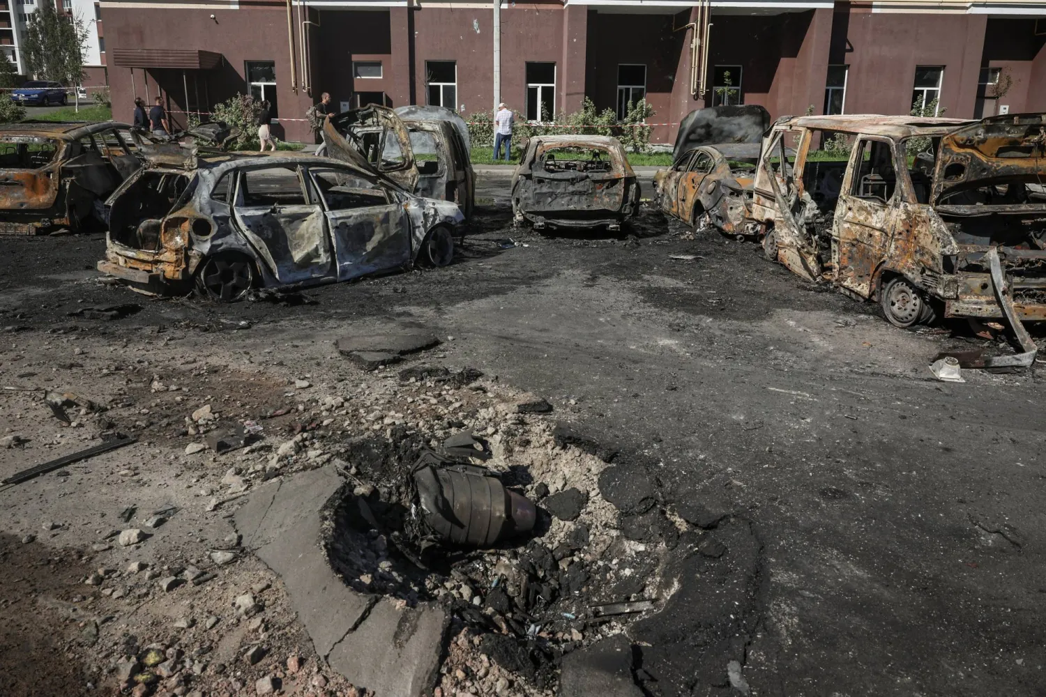 Parts of a shot-down kamikaze drone at a site of a Russian strike, amid Russia’s attack on Ukraine, in the town of Vyshneve in Kyiv region, Ukraine, August 28, 2026. (Reuters)