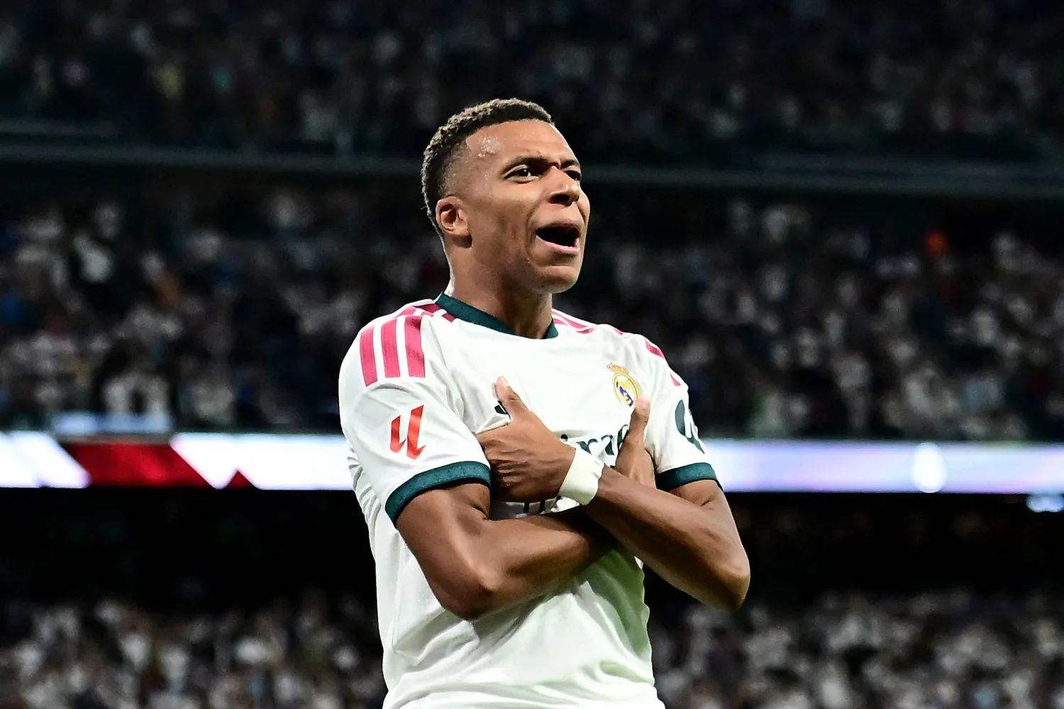 Mourinho Says Mbappe Worthy of Ballon d'Or